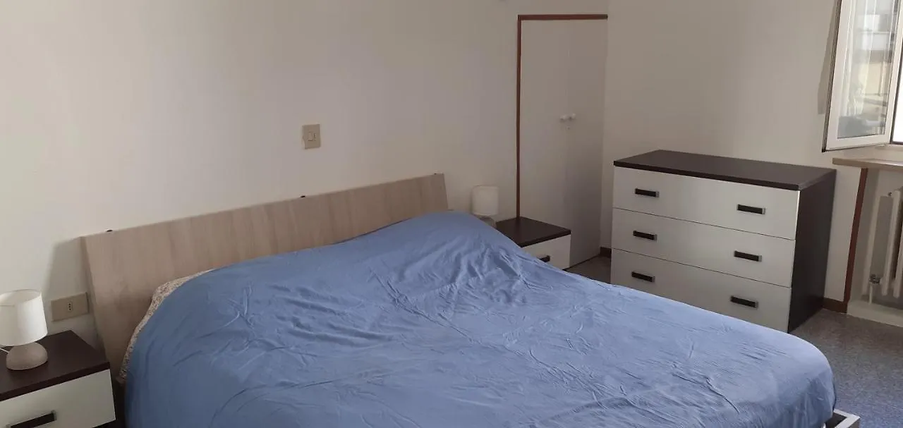 Romiti Apartment フェラーラ 0*,  イタリア